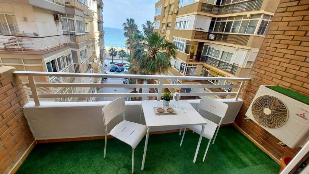 Apartament Malagueta Blue Malaga Zewnętrze zdjęcie