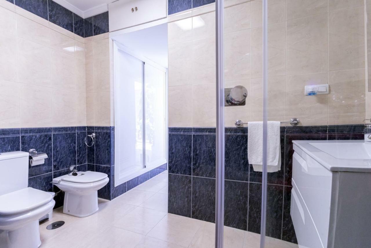 Apartament Malagueta Blue Malaga Zewnętrze zdjęcie